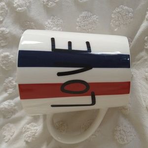 Ellen DeGeneres "LOVE" 16oz mug by Royal Doulton like new condition